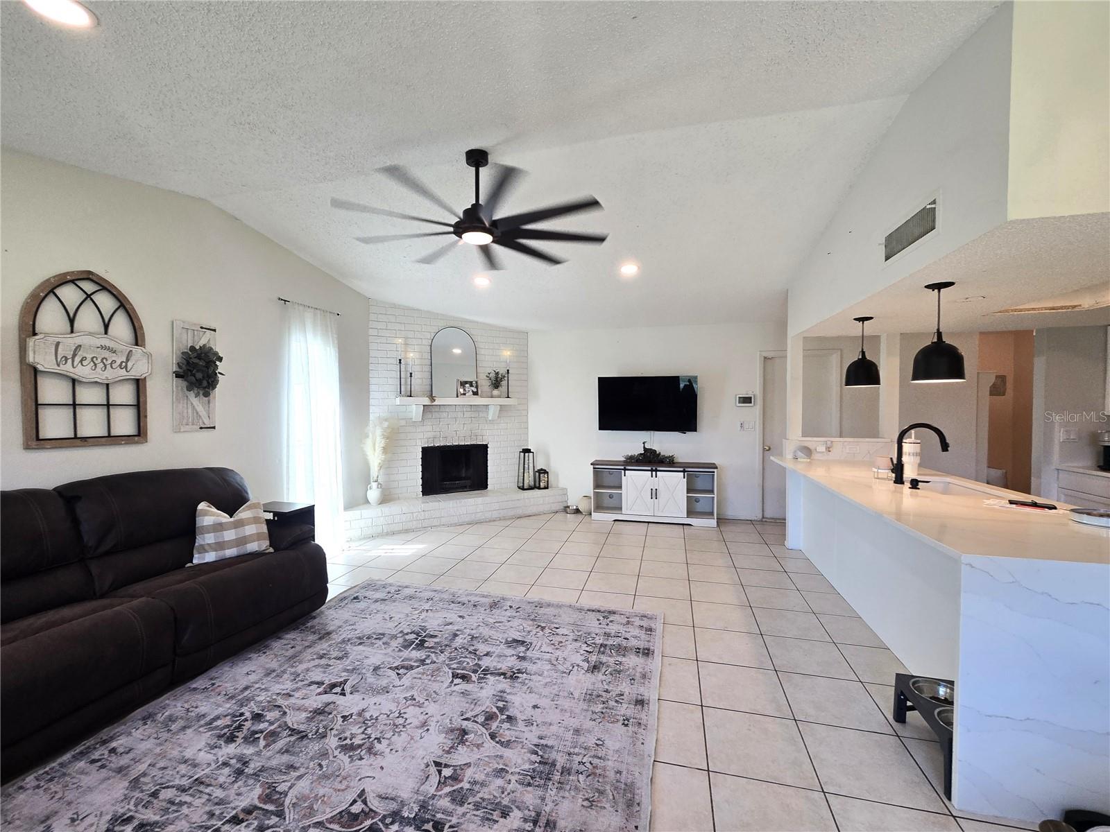 Image 18 of 29 For 6408 109th Avenue N