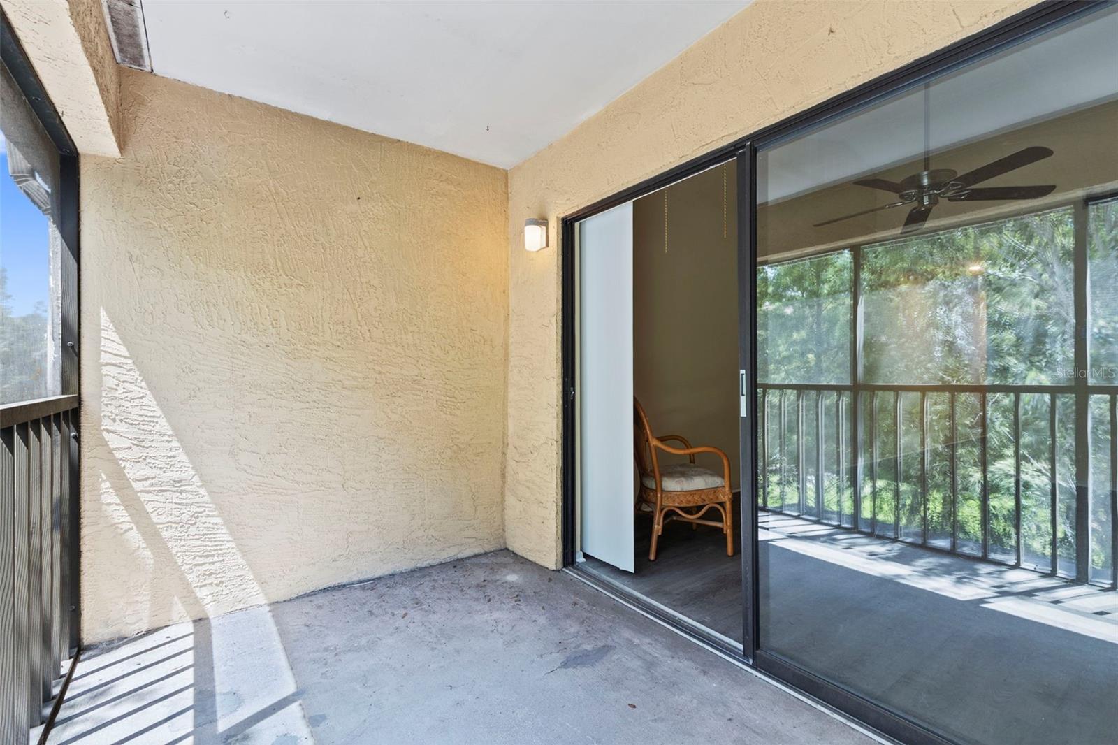 Image 14 of 40 For 7832 Niagara Avenue 323