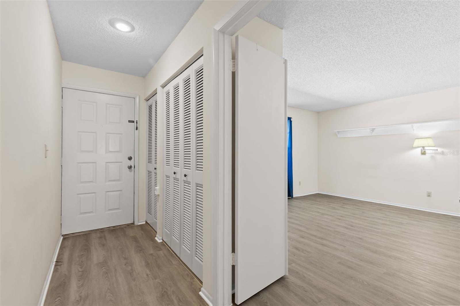 Image 26 of 40 For 7832 Niagara Avenue 323