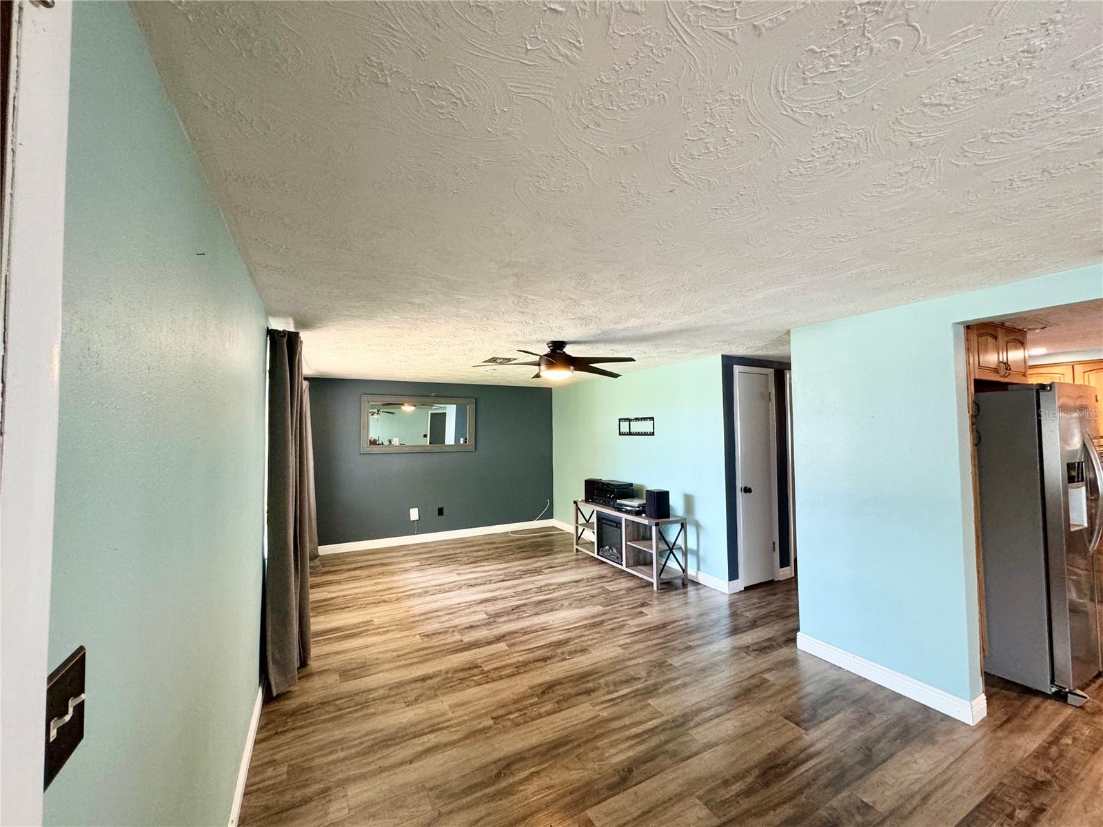 Image 11 of 22 For 3525 Eisenhower Drive