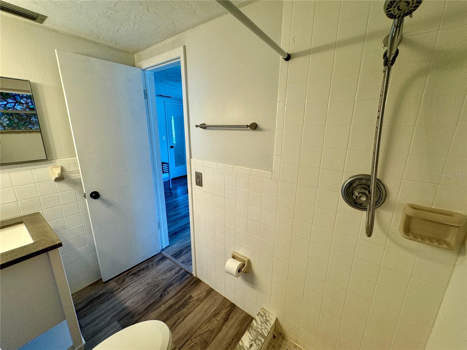 Image 21 of 22 For 3525 Eisenhower Drive