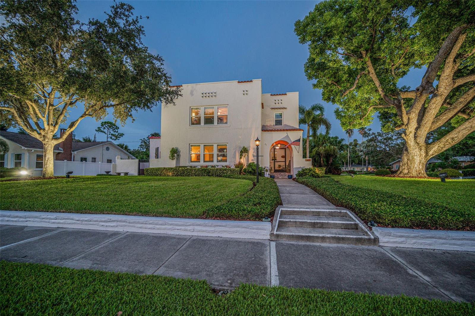 Details for 301 Citrus Avenue, DUNEDIN, FL 34698