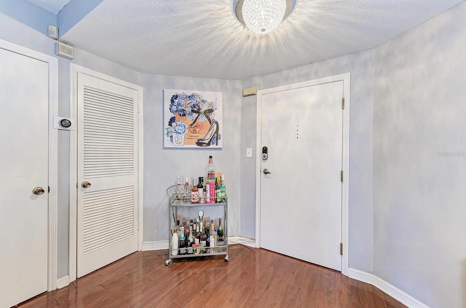 Image 3 of 17 For 2315 Clewis Court 102