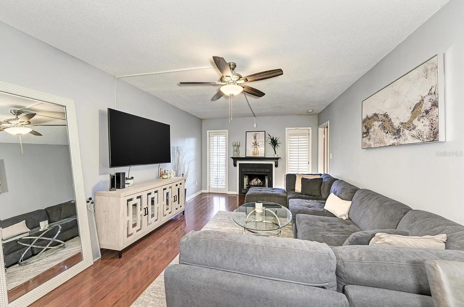Image 7 of 17 For 2315 Clewis Court 102