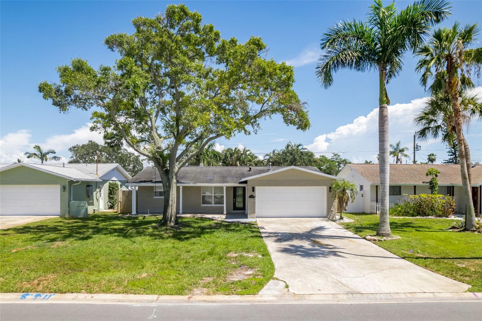 Details for 2026 Bayou Grande Boulevard Ne, ST PETERSBURG, FL 33703