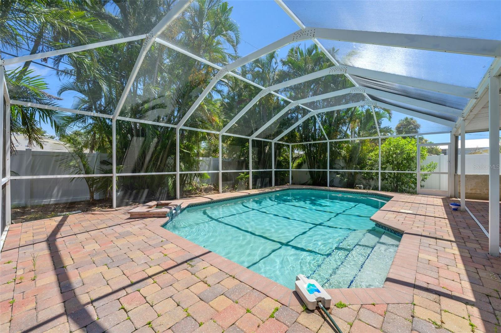 Image 2 of 28 For 2026 Bayou Grande Boulevard Ne