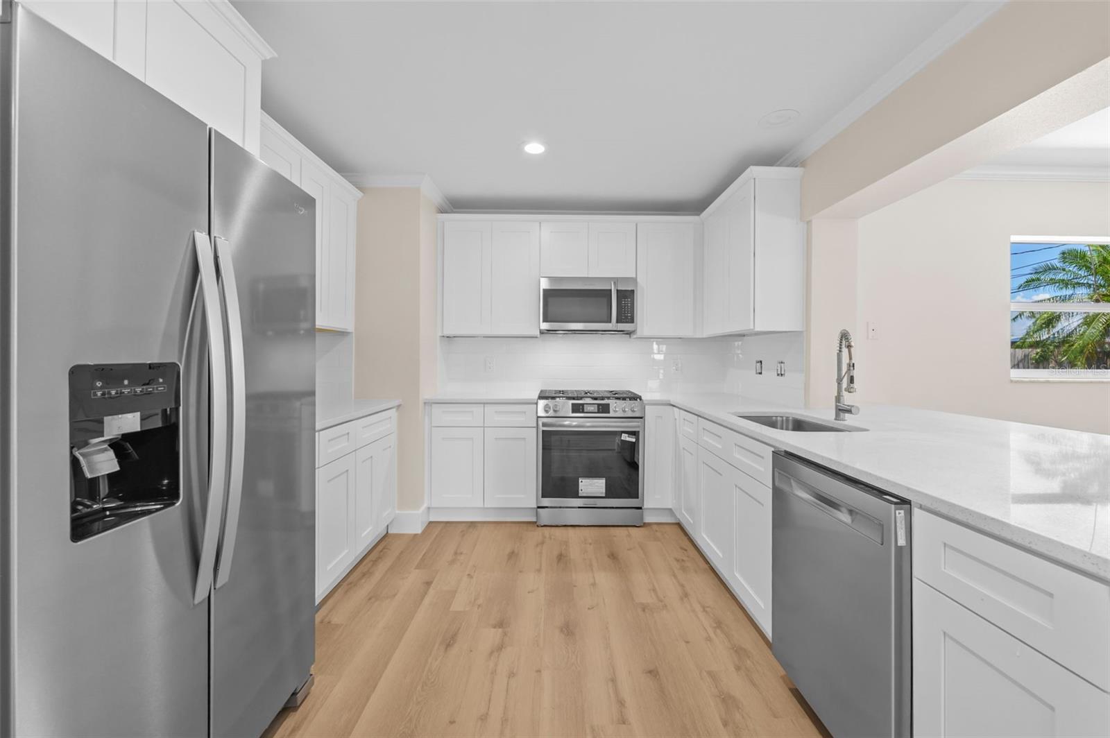 Image 4 of 28 For 2026 Bayou Grande Boulevard Ne