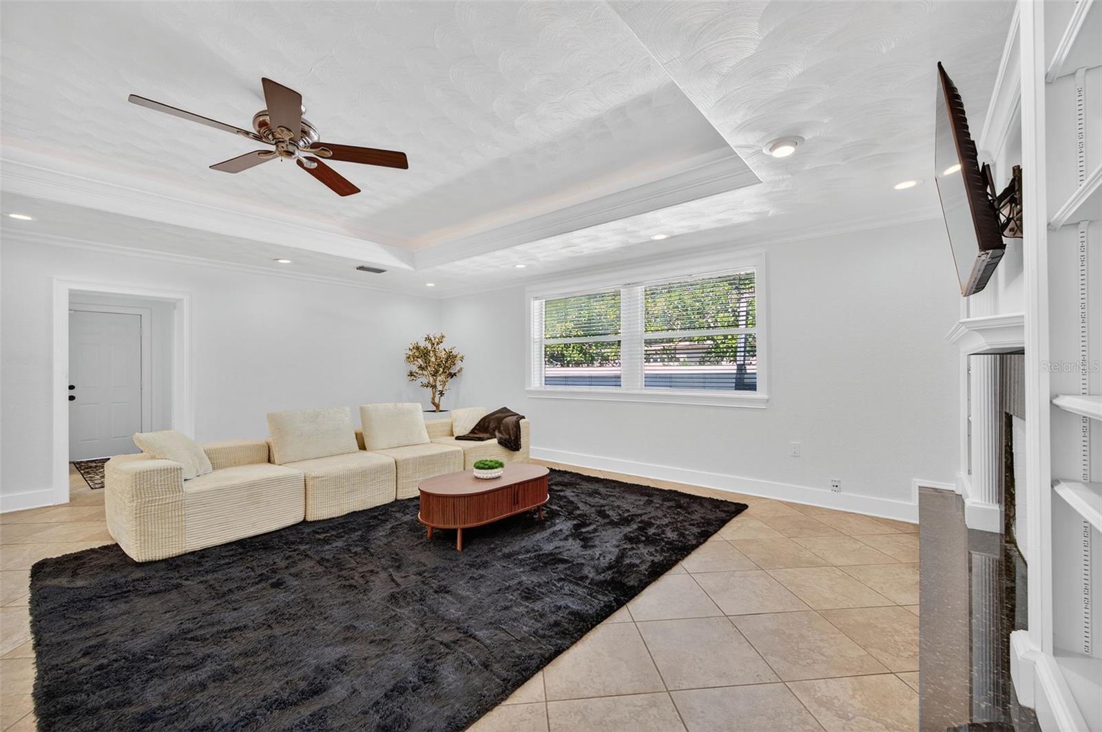 Image 80 of 96 For 516 Davis Boulevard 1