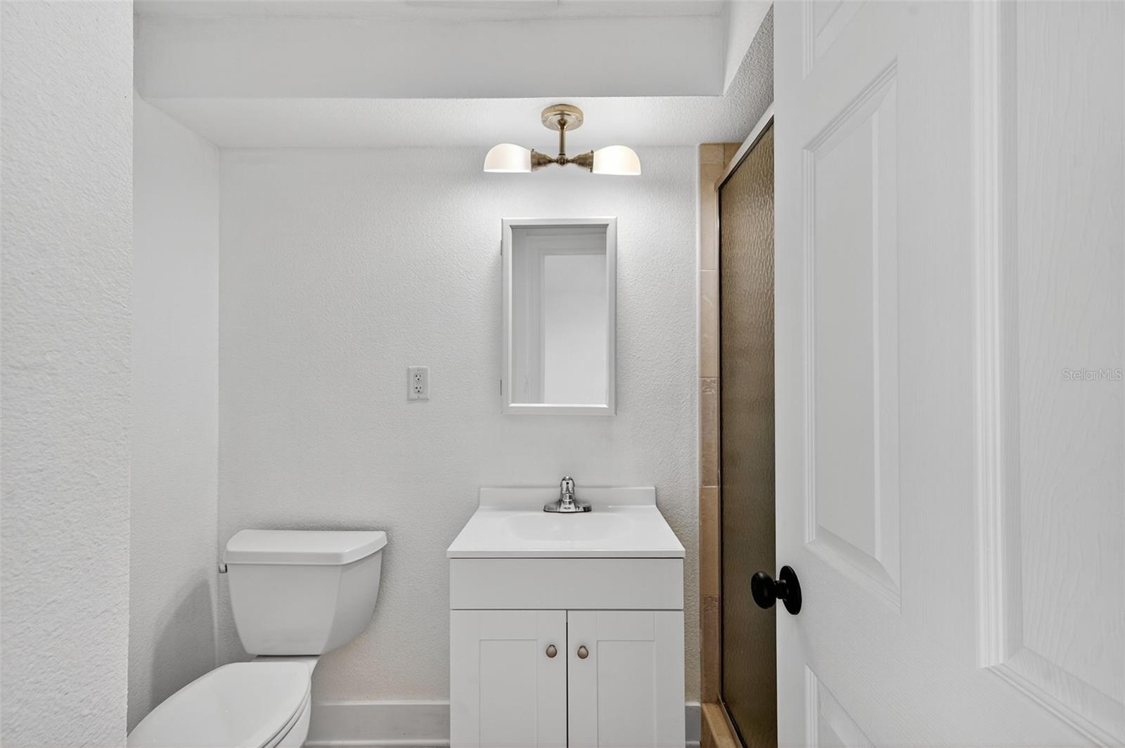 Image 94 of 96 For 516 Davis Boulevard 1