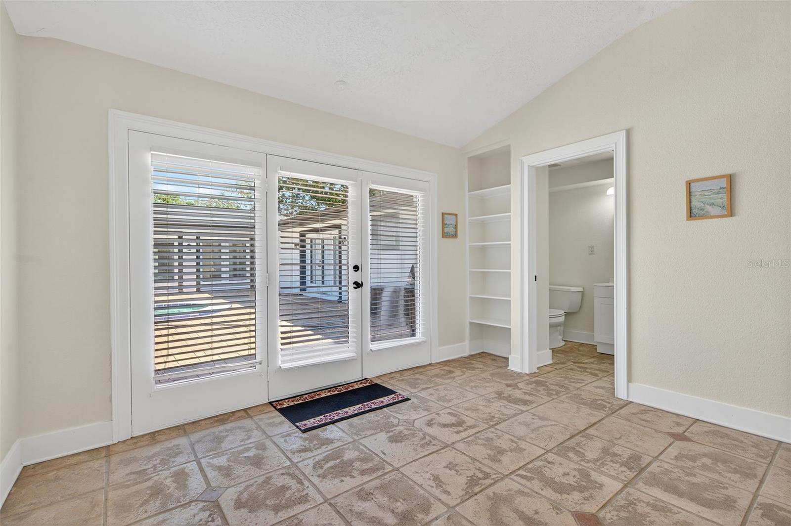 Image 96 of 96 For 516 Davis Boulevard 1