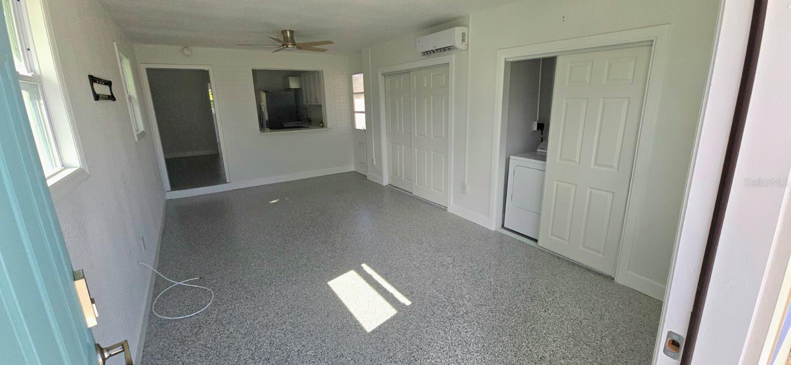 Image 3 of 14 For 621 Baywood Drive N