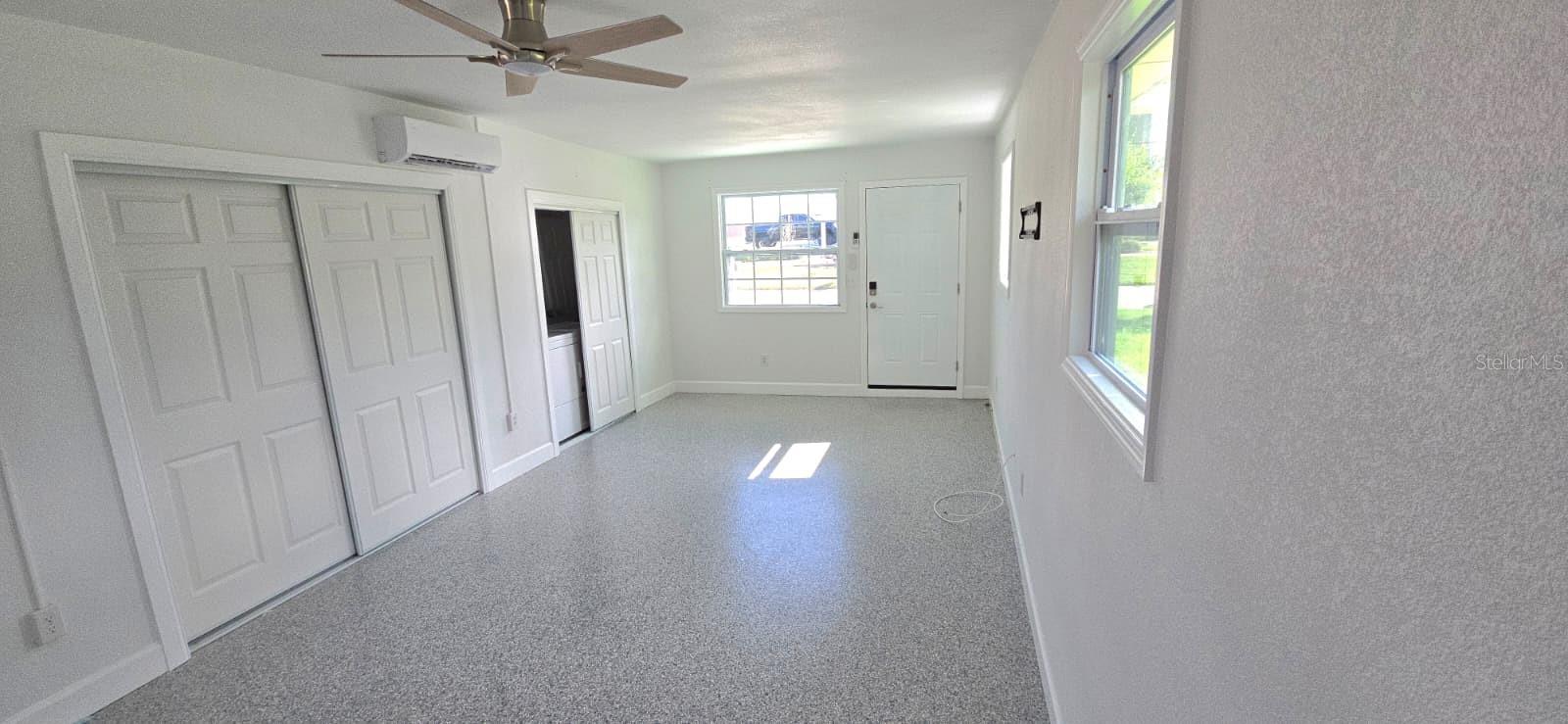 Image 5 of 14 For 621 Baywood Drive N