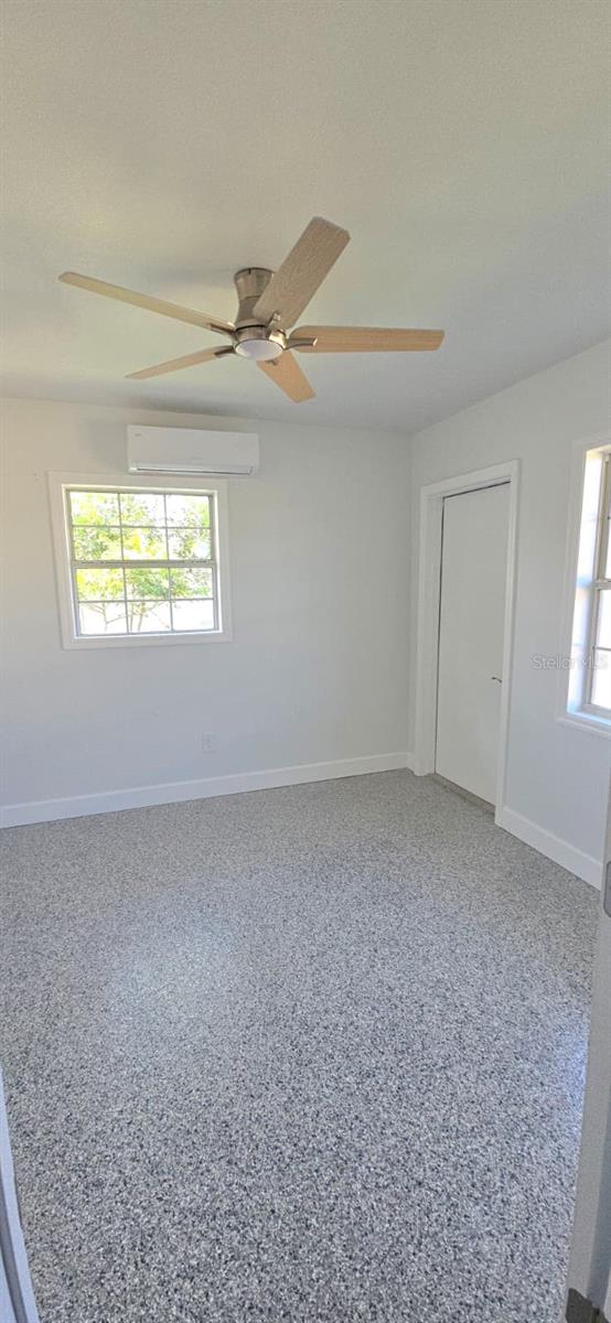 Image 8 of 14 For 621 Baywood Drive N