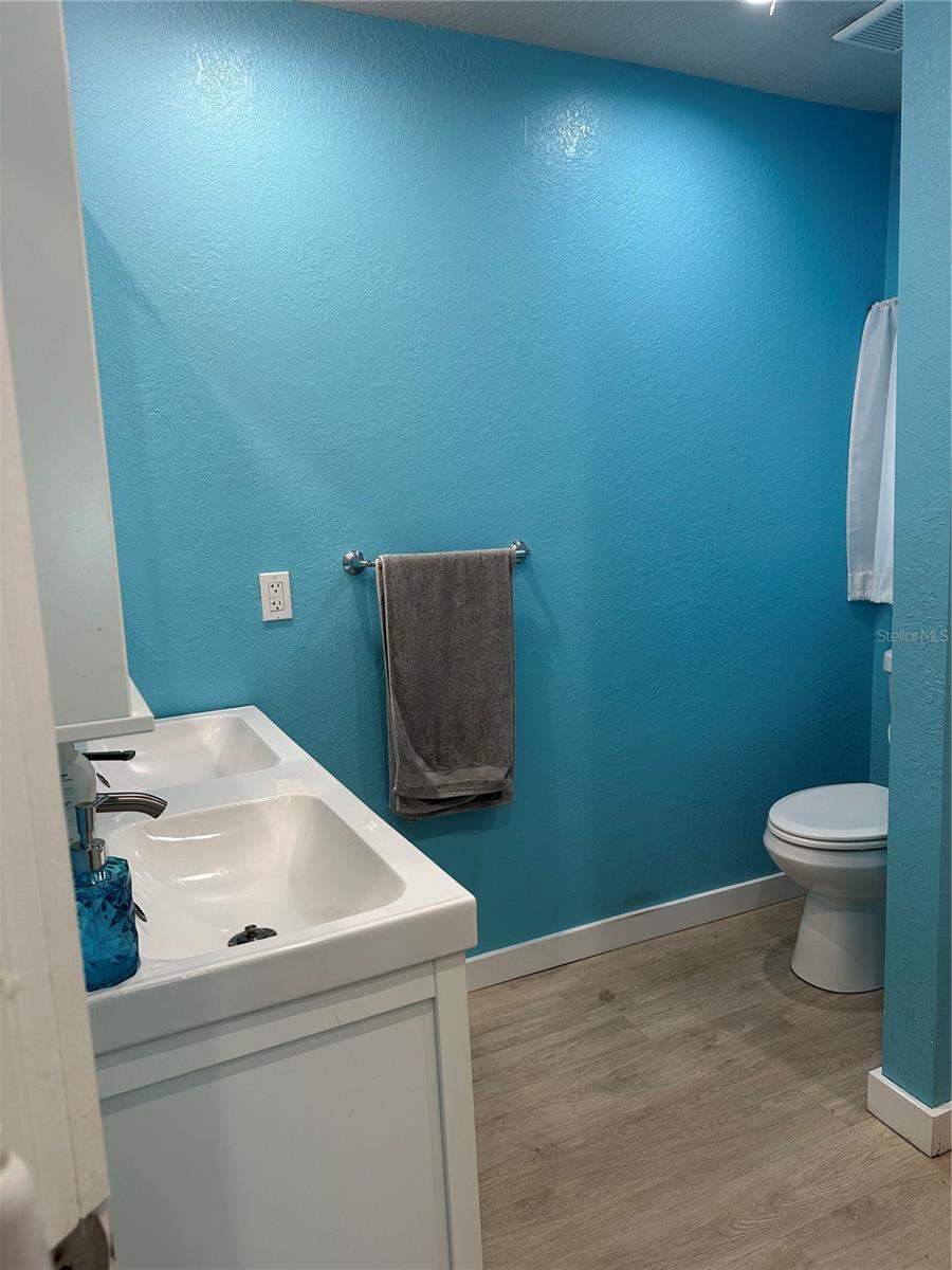 Image 9 of 16 For 4127 4th Avenue N