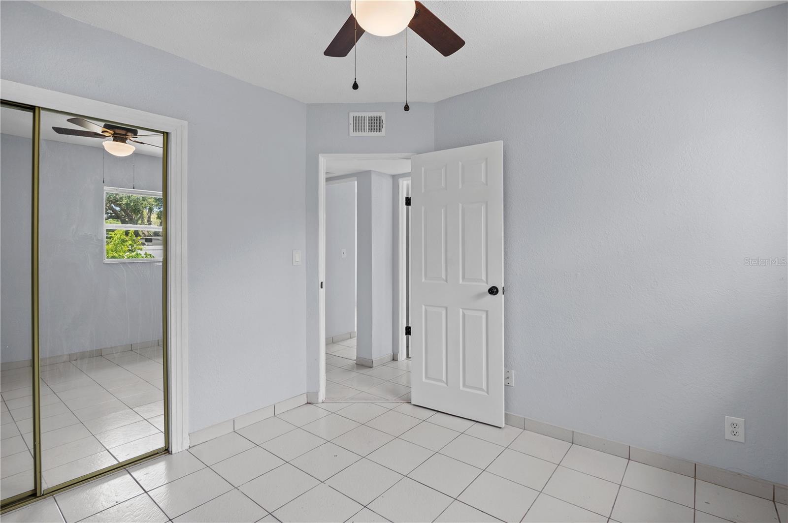 Image 11 of 22 For 6000 66th Terrace N