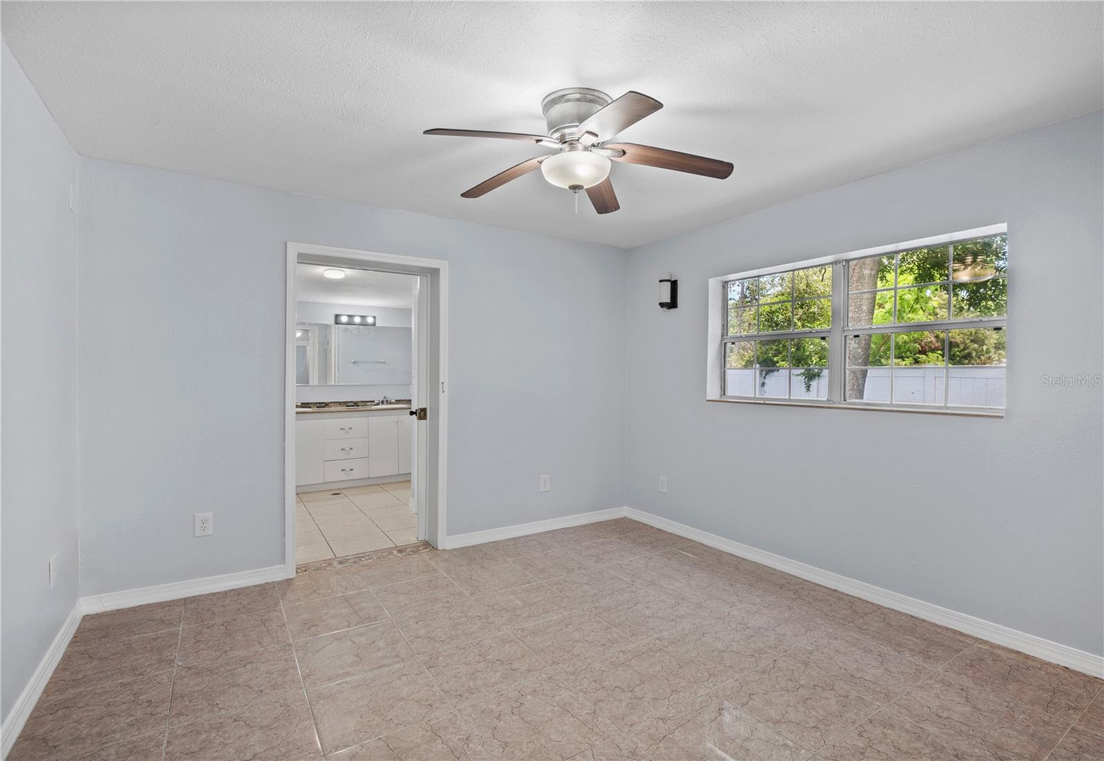 Image 14 of 22 For 6000 66th Terrace N