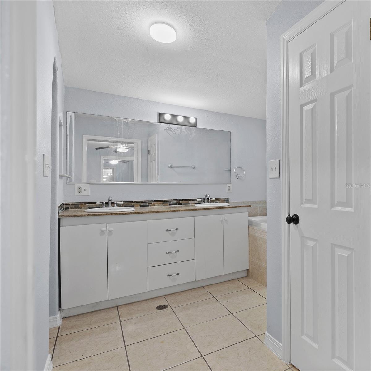 Image 16 of 22 For 6000 66th Terrace N