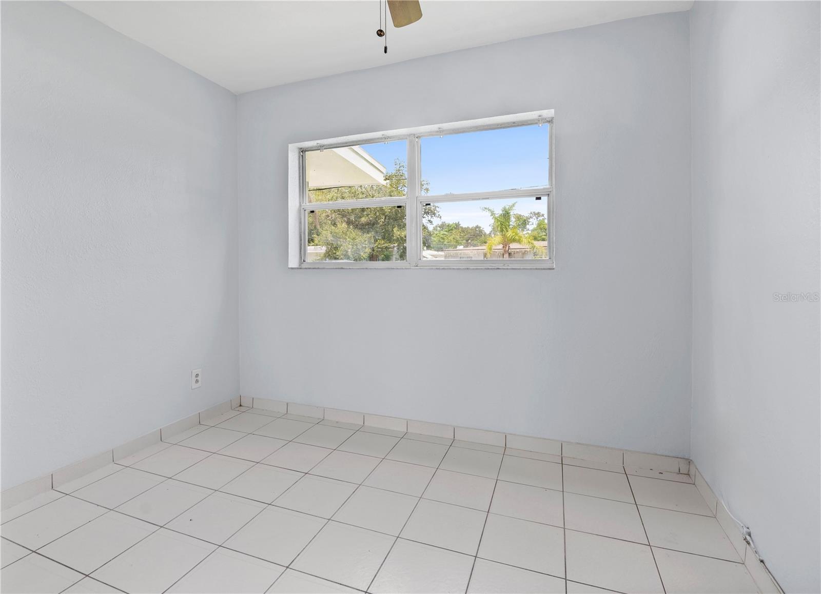 Image 8 of 22 For 6000 66th Terrace N