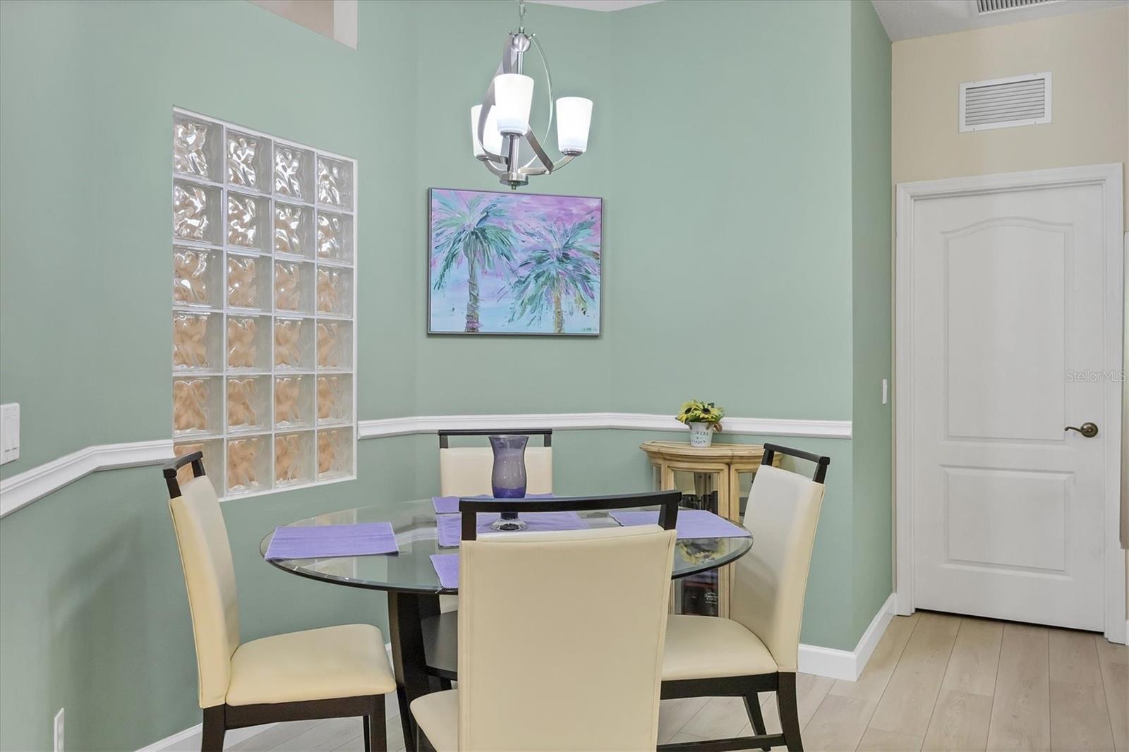 Image 11 of 30 For 796 Tartan Drive 796
