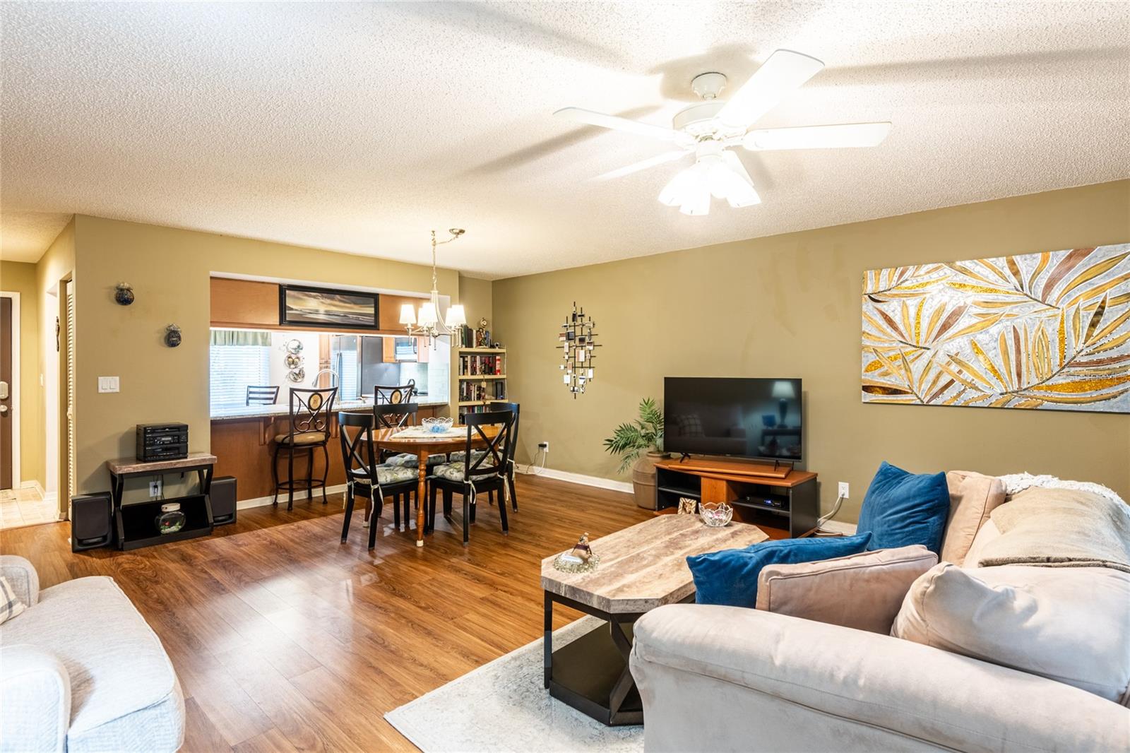 Image 4 of 28 For 1801 Lake Road 11d
