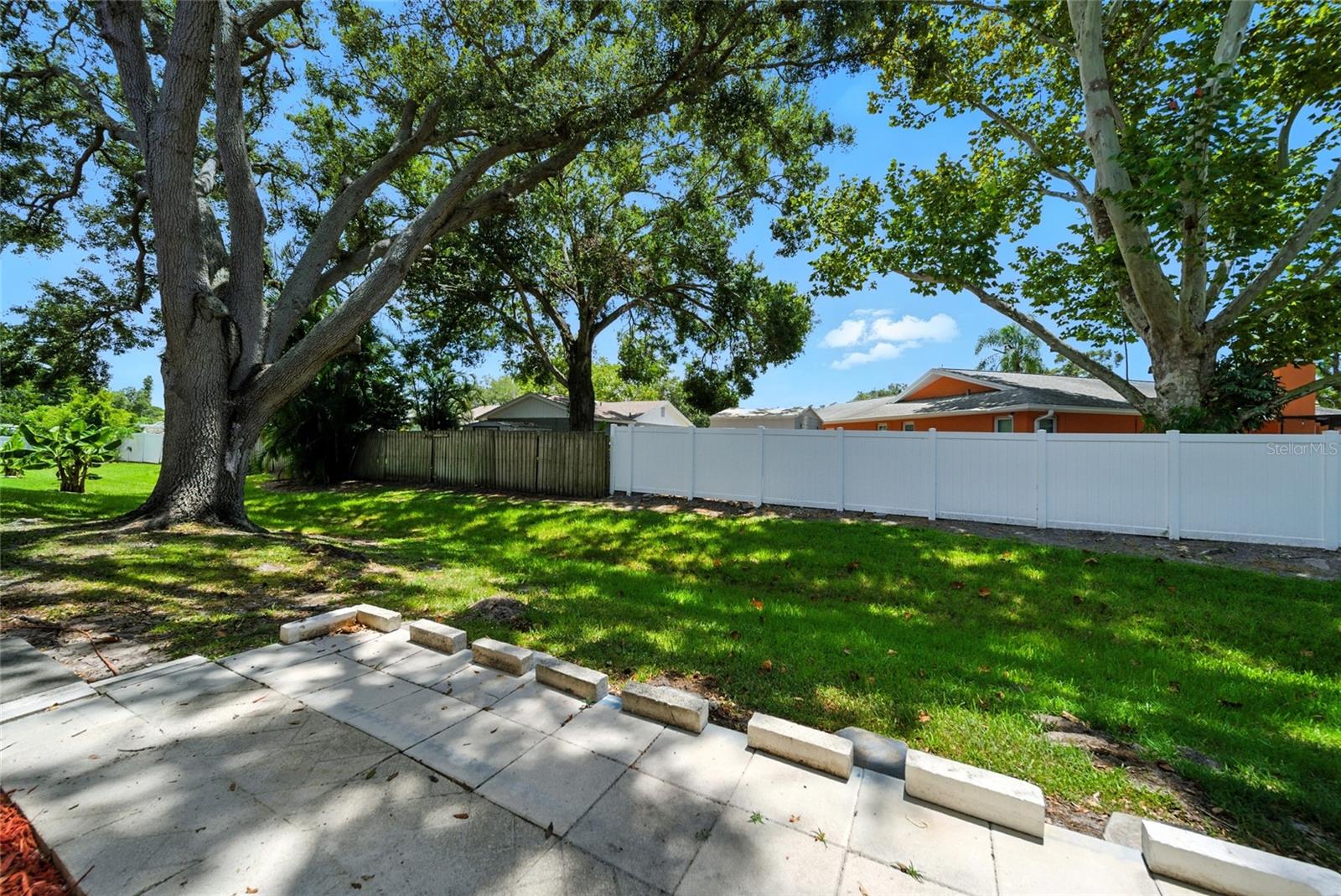 Image 14 of 22 For 9821 113th Street 102