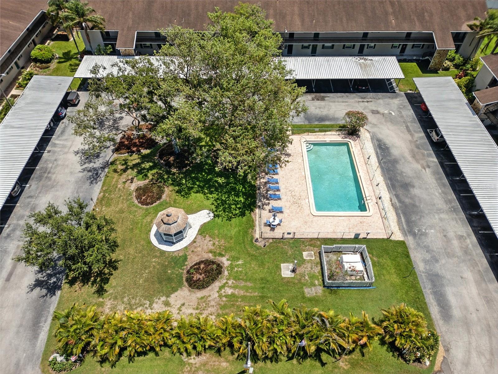 Image 21 of 22 For 9821 113th Street 102