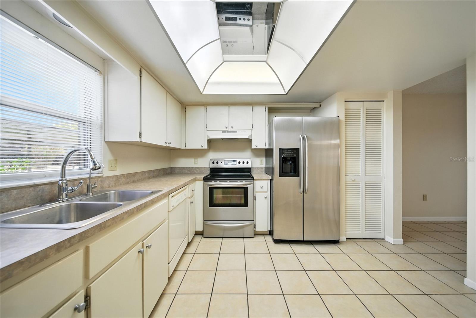Image 3 of 22 For 9821 113th Street 102