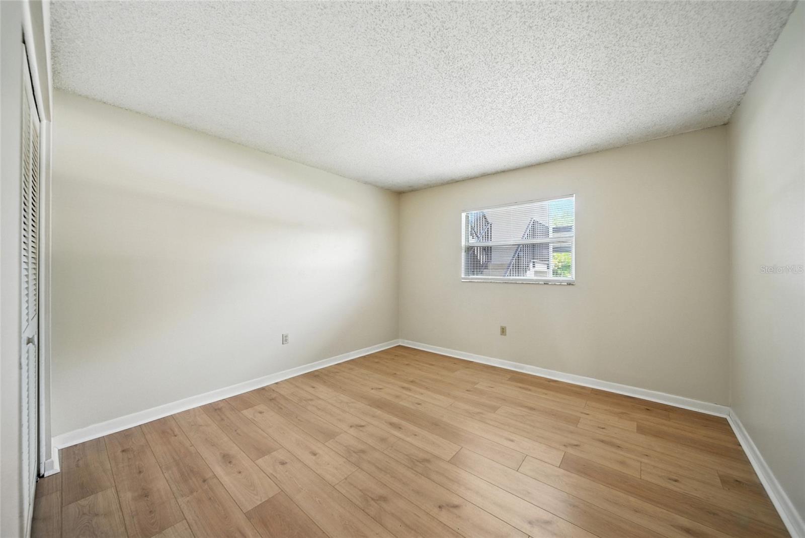 Image 7 of 22 For 9821 113th Street 102