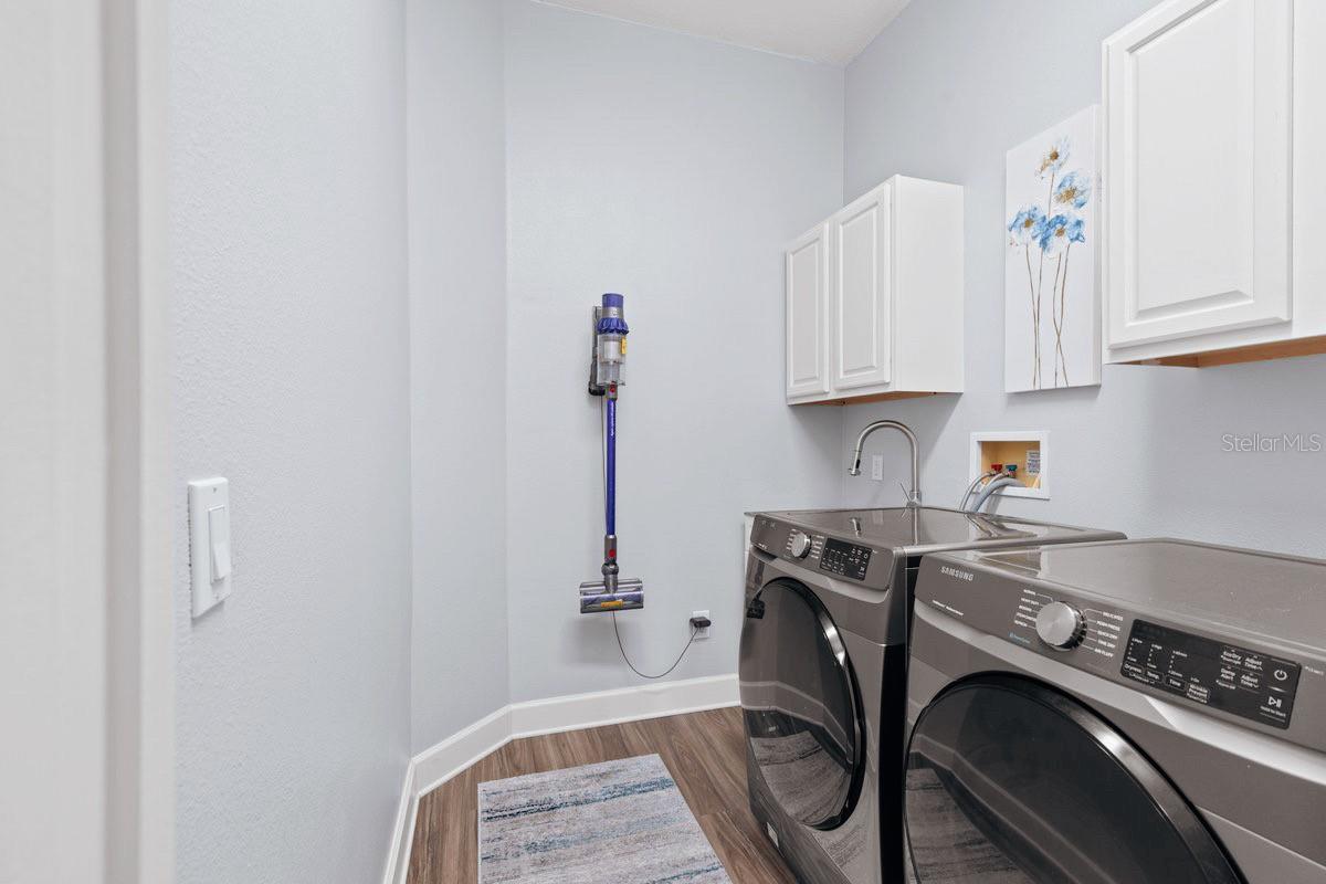Image 27 of 37 For 14521 Mirasol Manor Court