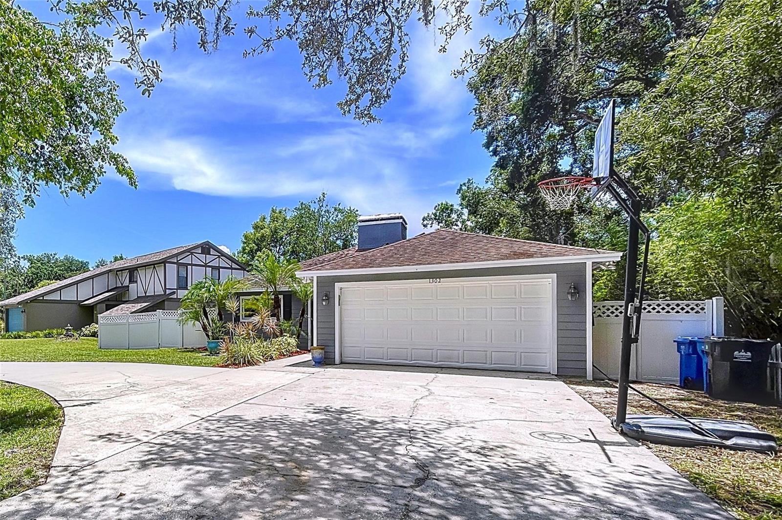 Image 4 of 90 For 1302 Pine Lake Drive