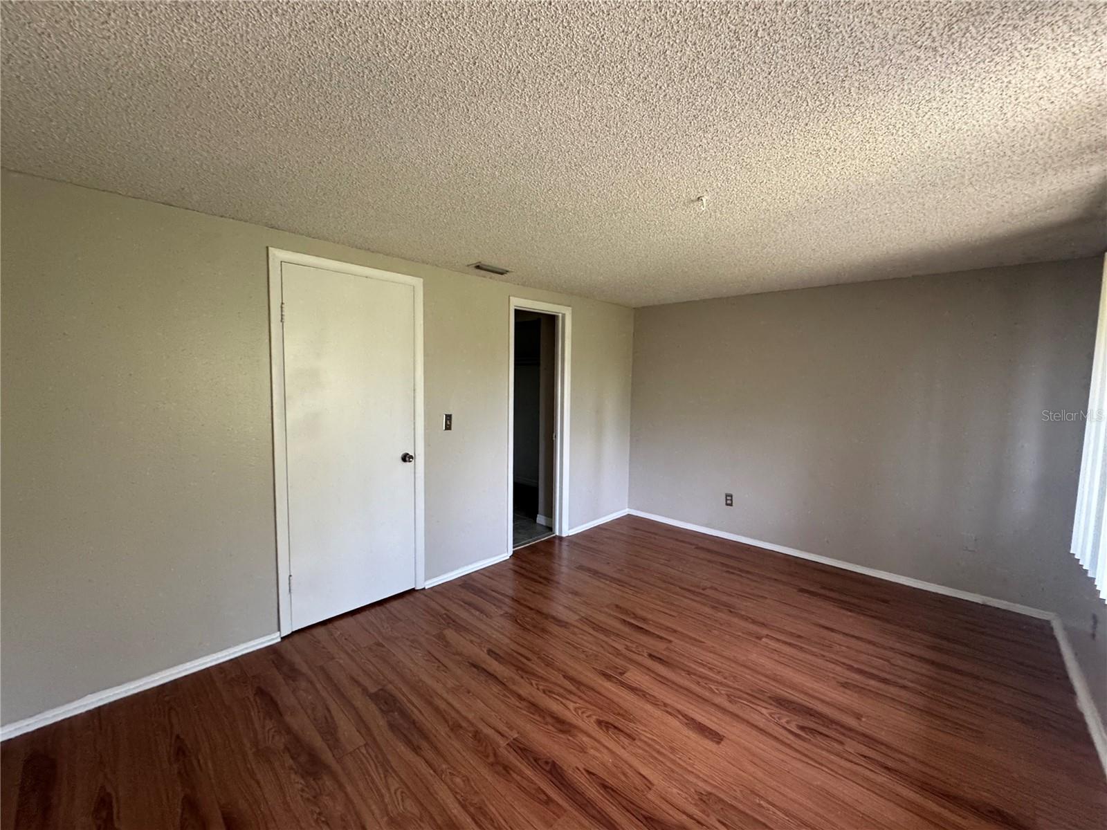 Image 11 of 18 For 7505 Pitch Pine Circle 123