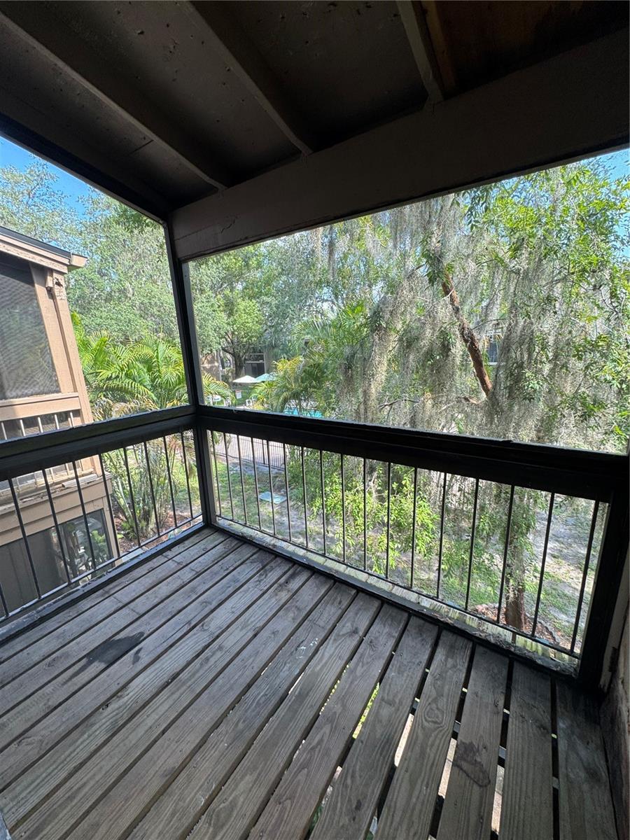 Image 16 of 18 For 7505 Pitch Pine Circle 123