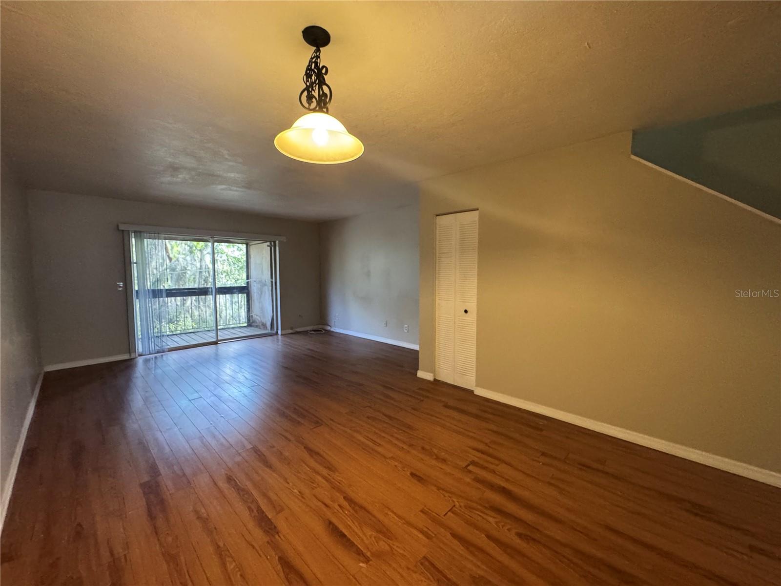 Image 6 of 18 For 7505 Pitch Pine Circle 123