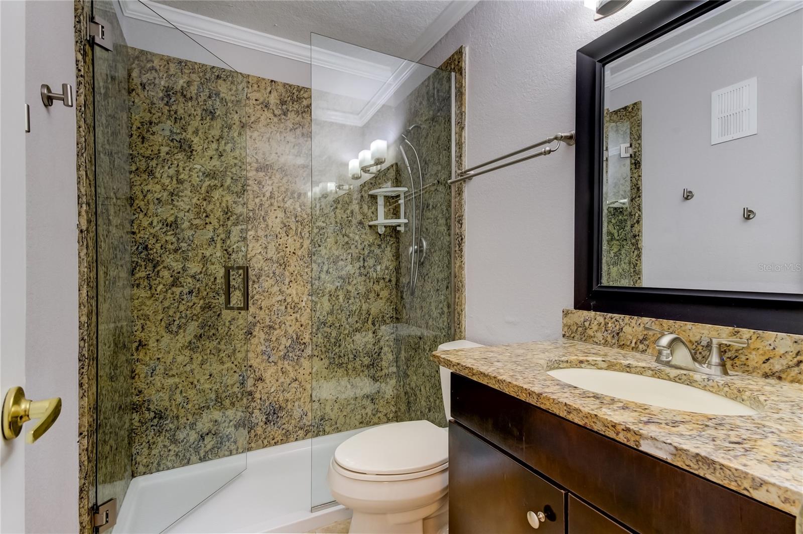 Image 13 of 25 For 2506 Rocky Point Drive 457