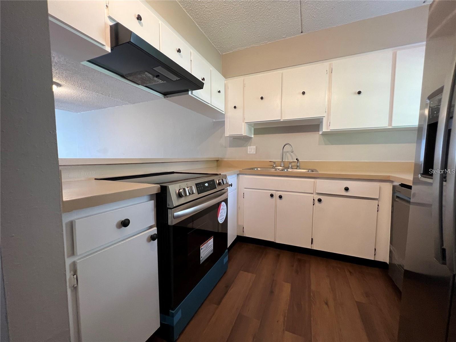 Image 8 of 24 For 9209 Seminole Boulevard 99
