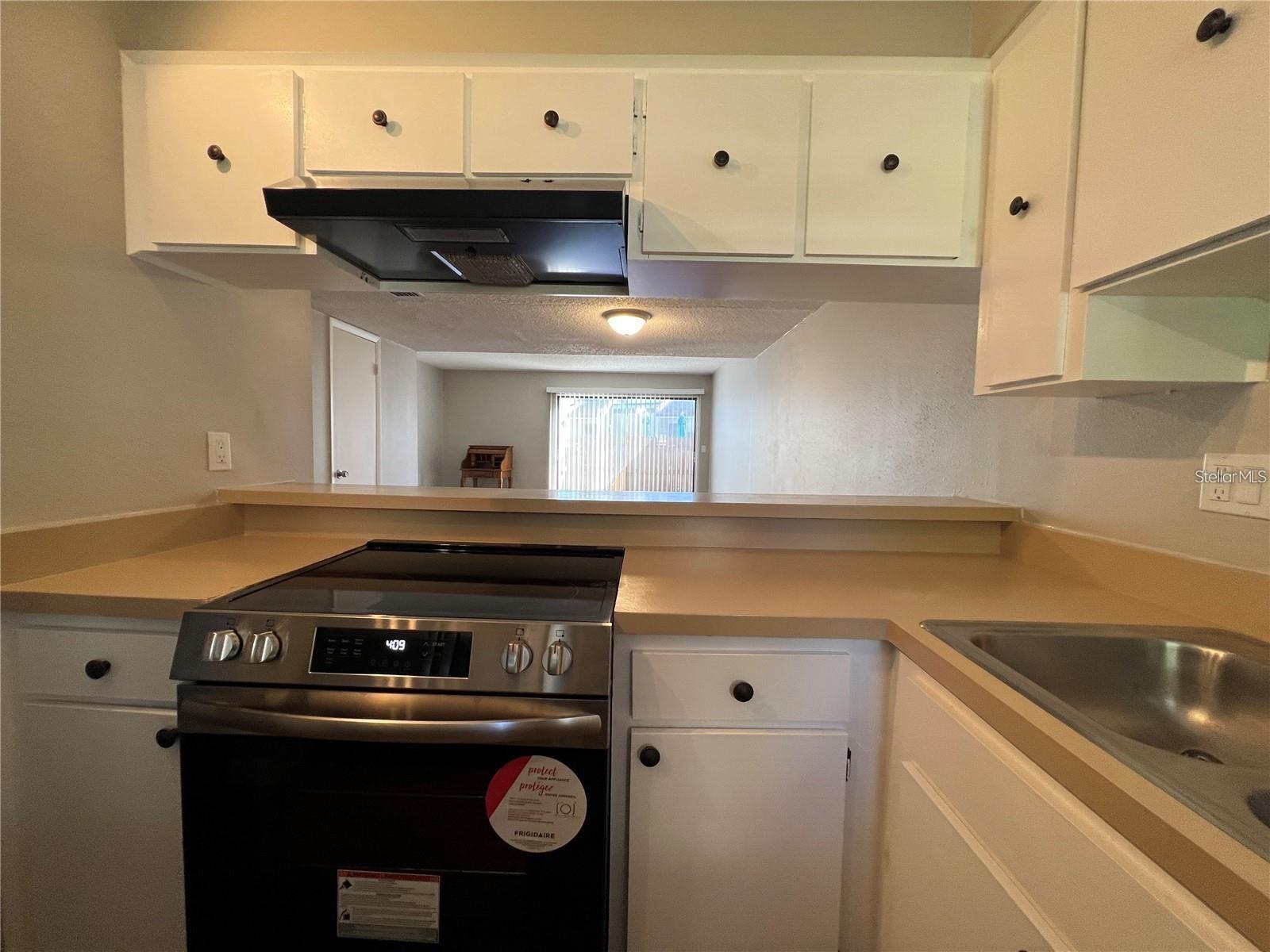 Image 9 of 24 For 9209 Seminole Boulevard 99