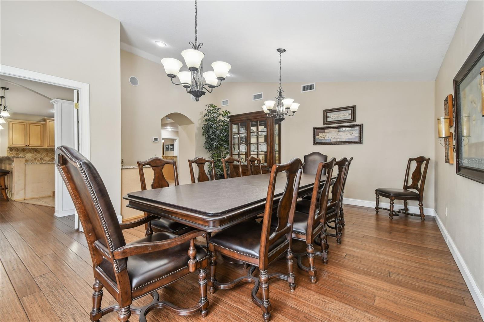 Image 26 of 66 For 704 Centerbrook Drive