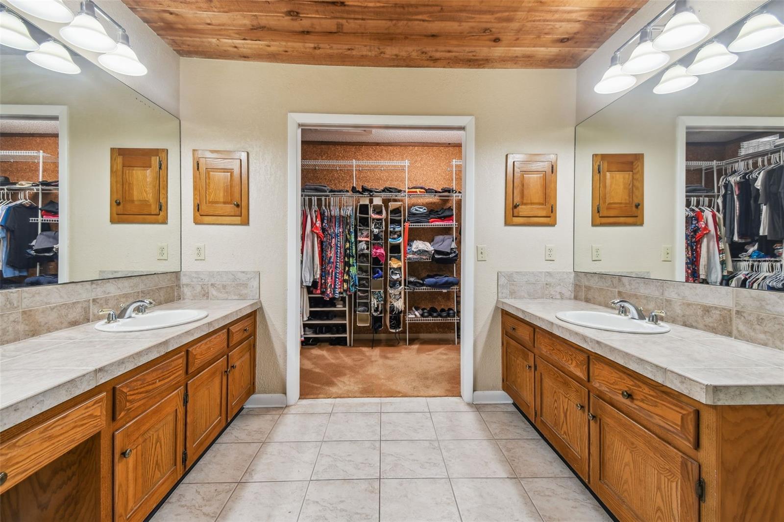 Image 50 of 66 For 704 Centerbrook Drive