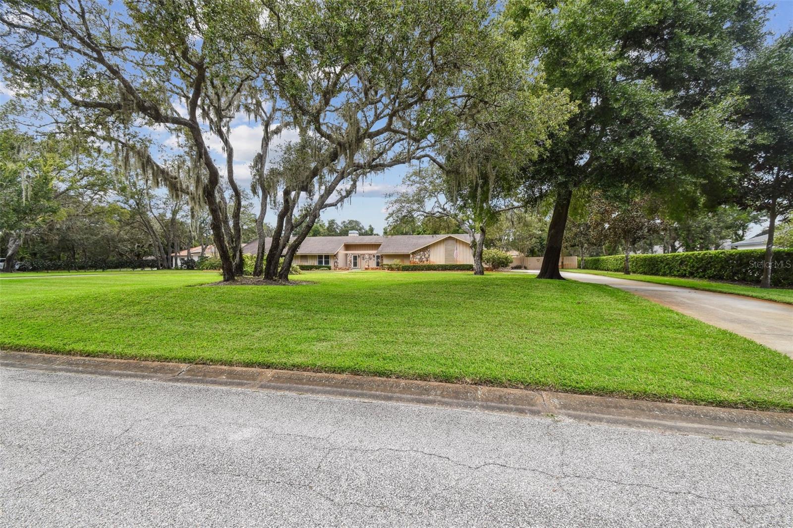Image 52 of 66 For 704 Centerbrook Drive