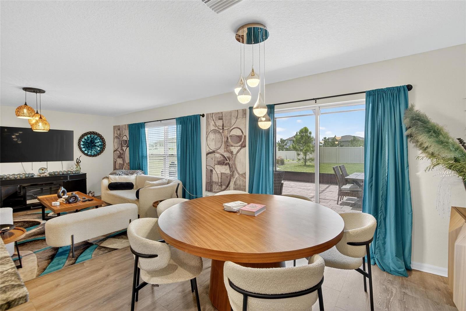 Image 17 of 97 For 2841 Gumbo Limbo Drive