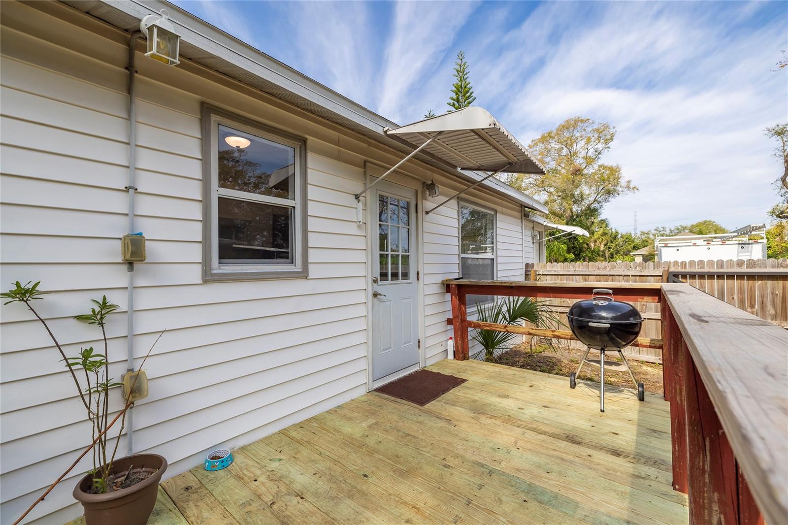 Image 2 of 22 For 2540 18th Ave N