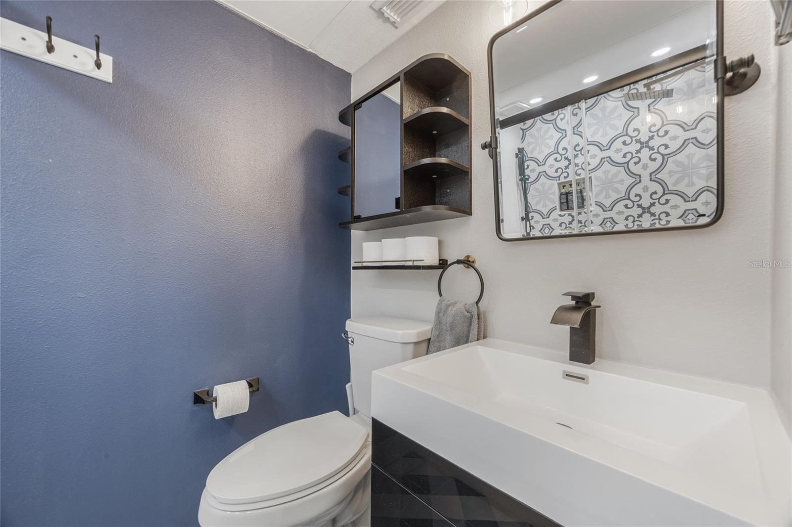 Image 13 of 20 For 750 Burlington Avenue N 2a