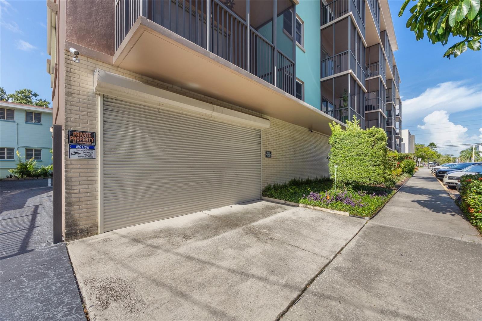 Image 18 of 20 For 750 Burlington Avenue N 2a