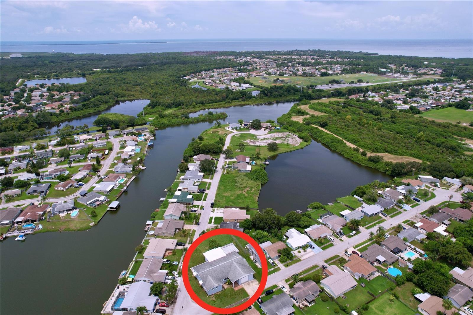 Image 10 of 31 For 2107 Harrison Drive