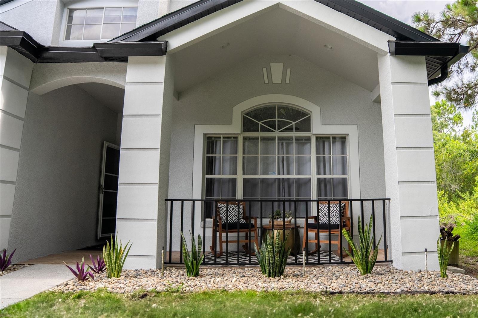 Listing photo id 1 for 8050 Diablo Court