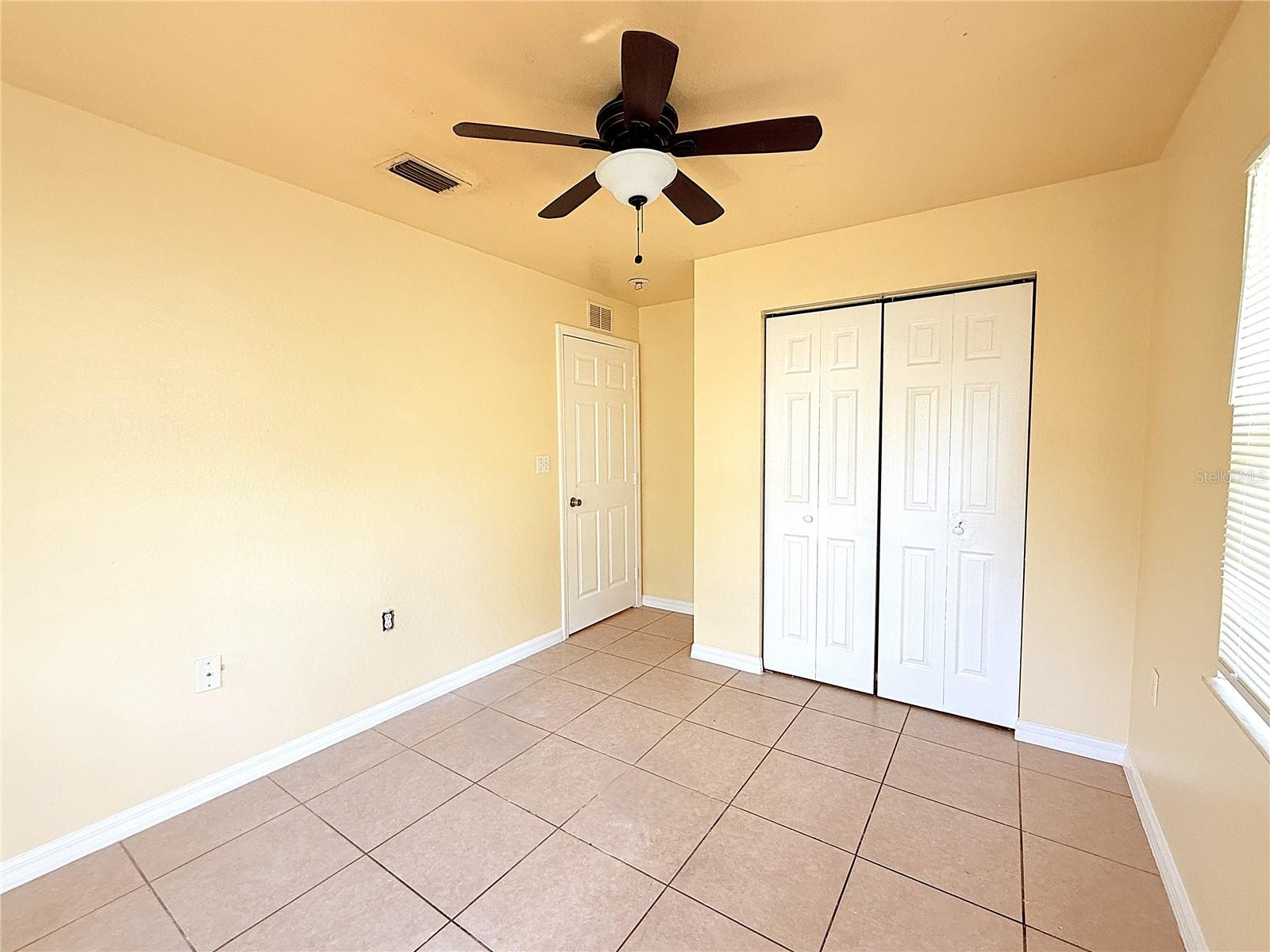 Image 16 of 18 For 976 22nd Avenue S 111