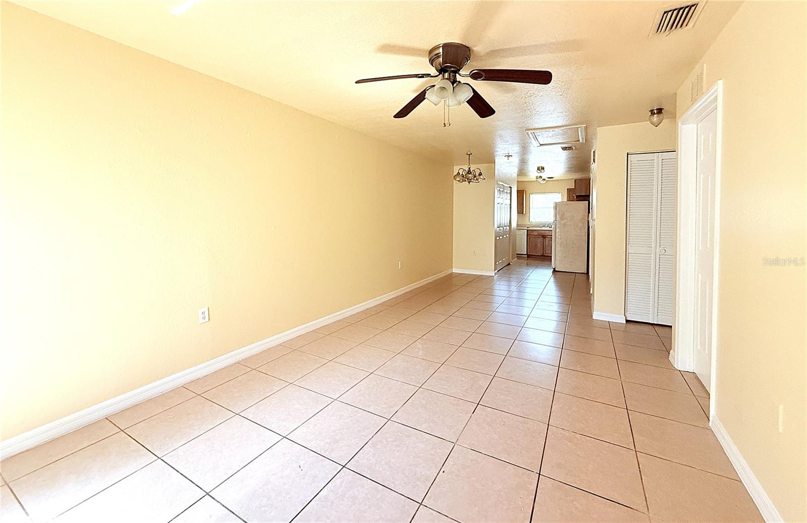 Image 3 of 18 For 976 22nd Avenue S 111