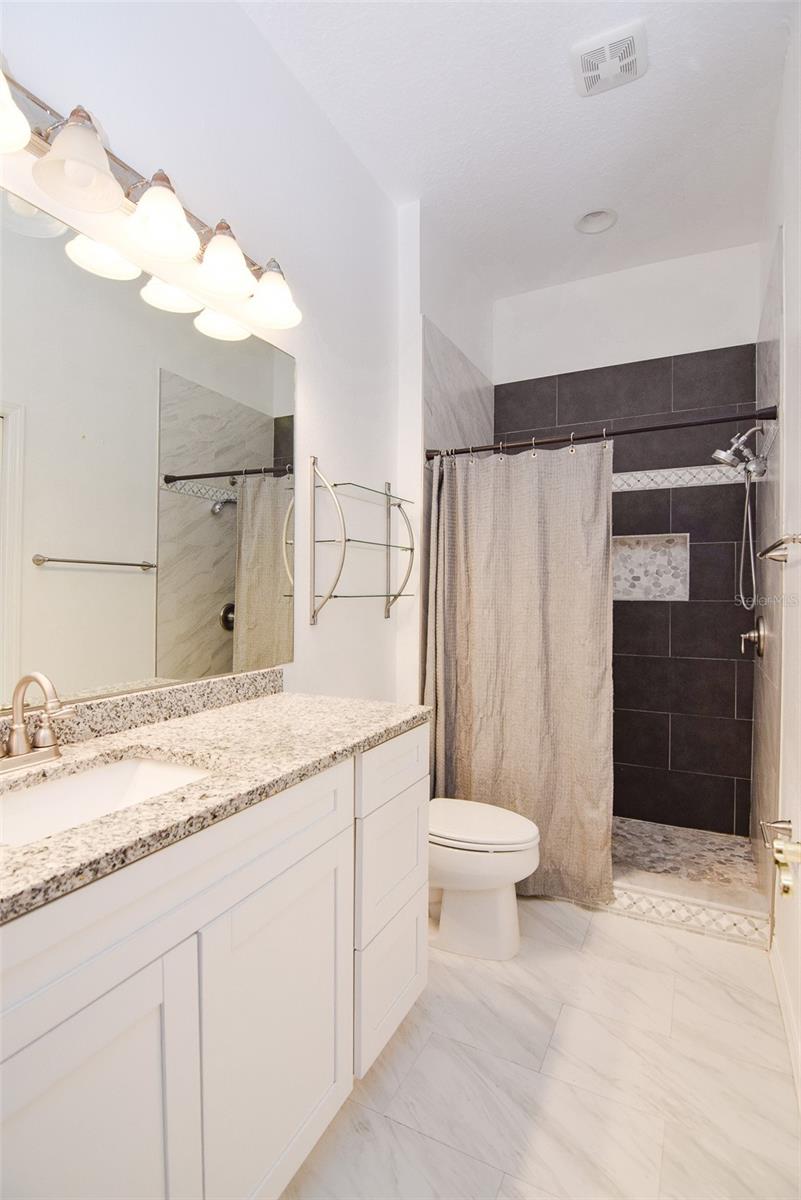Image 16 of 24 For 6662 82nd Terrace N