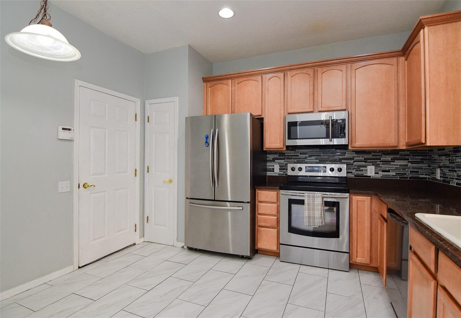 Image 3 of 24 For 6662 82nd Terrace N