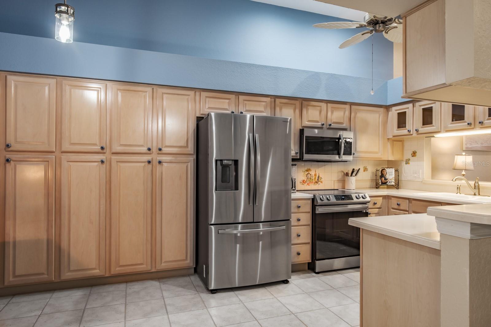Image 14 of 59 For 2198 Andrews Court